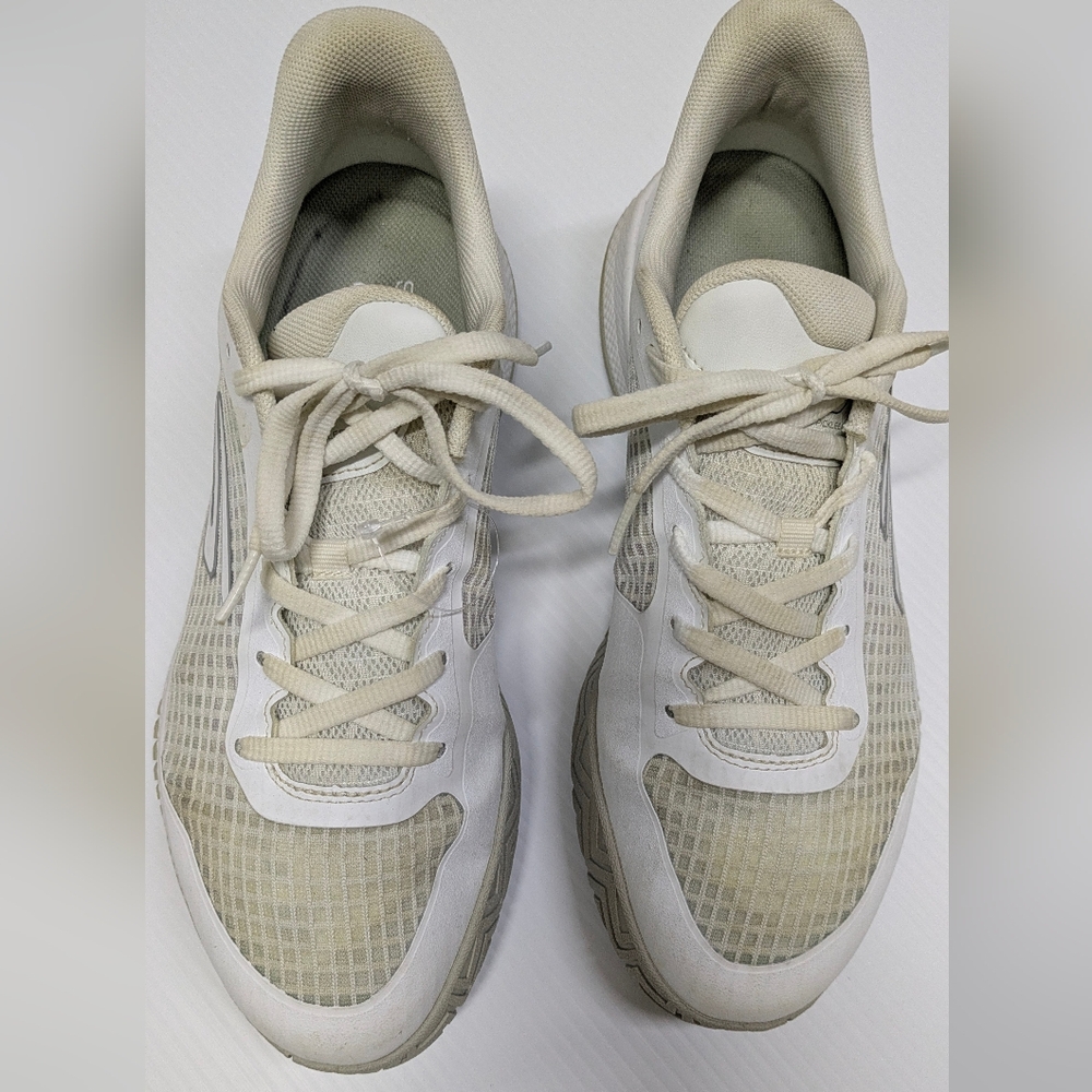 Skechers Viper Court Pro Women’s Relaxed fit- Pickleball Size 9